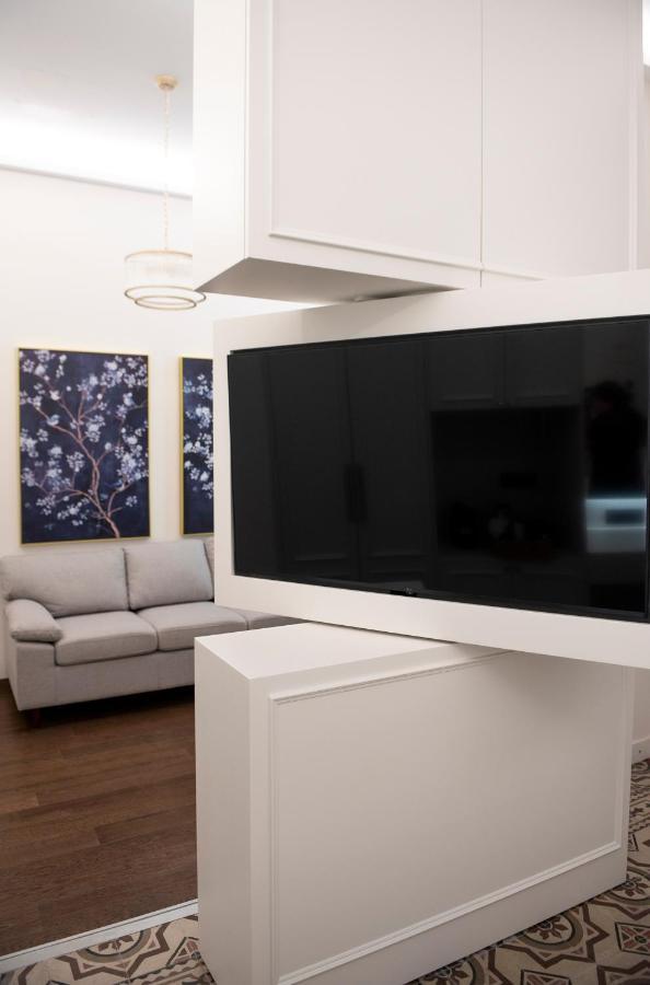 Jensen Luxury Suites Rhodes City Bagian luar foto