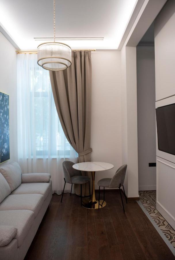 Jensen Luxury Suites Rhodes City Bagian luar foto