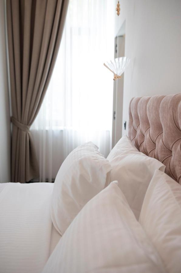 Jensen Luxury Suites Rhodes City Bagian luar foto