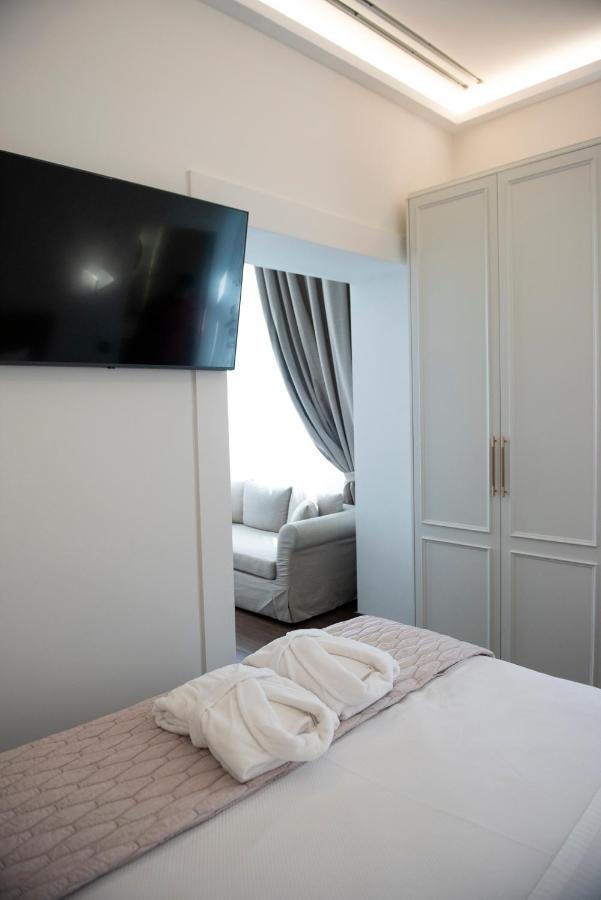 Jensen Luxury Suites Rhodes City Bagian luar foto