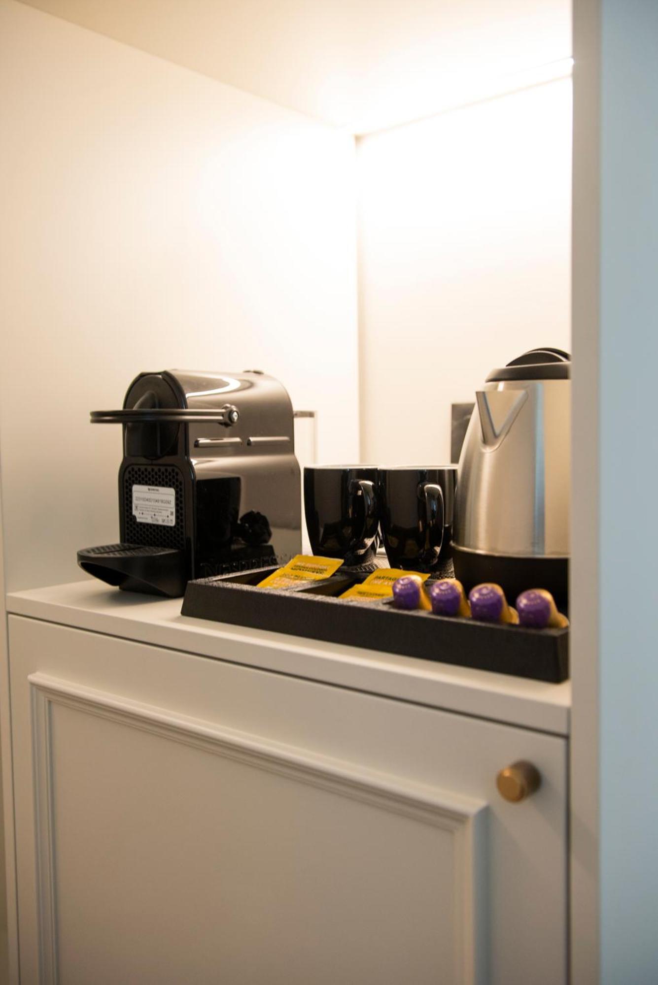 Jensen Luxury Suites Rhodes City Bagian luar foto
