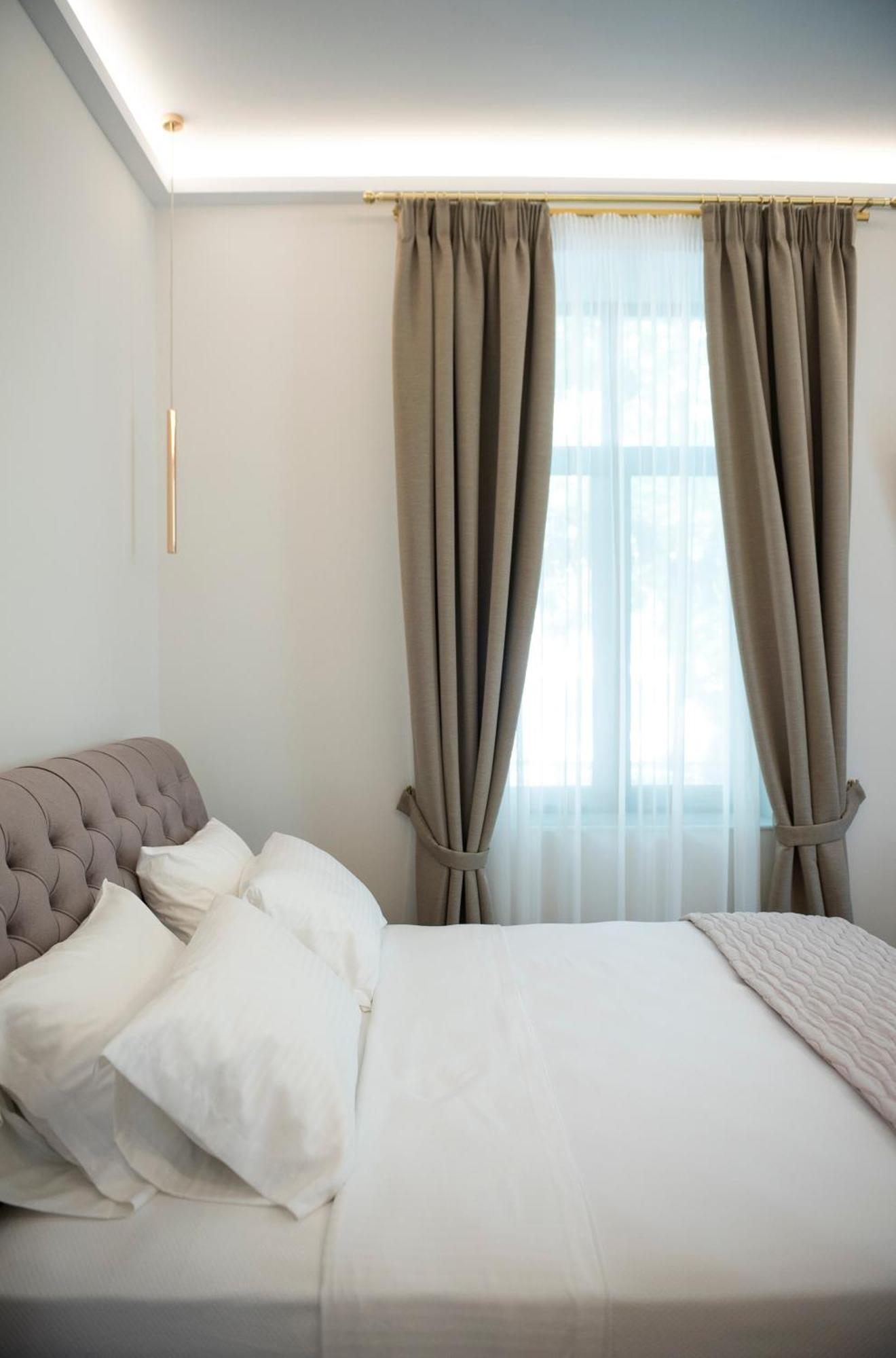 Jensen Luxury Suites Rhodes City Bagian luar foto
