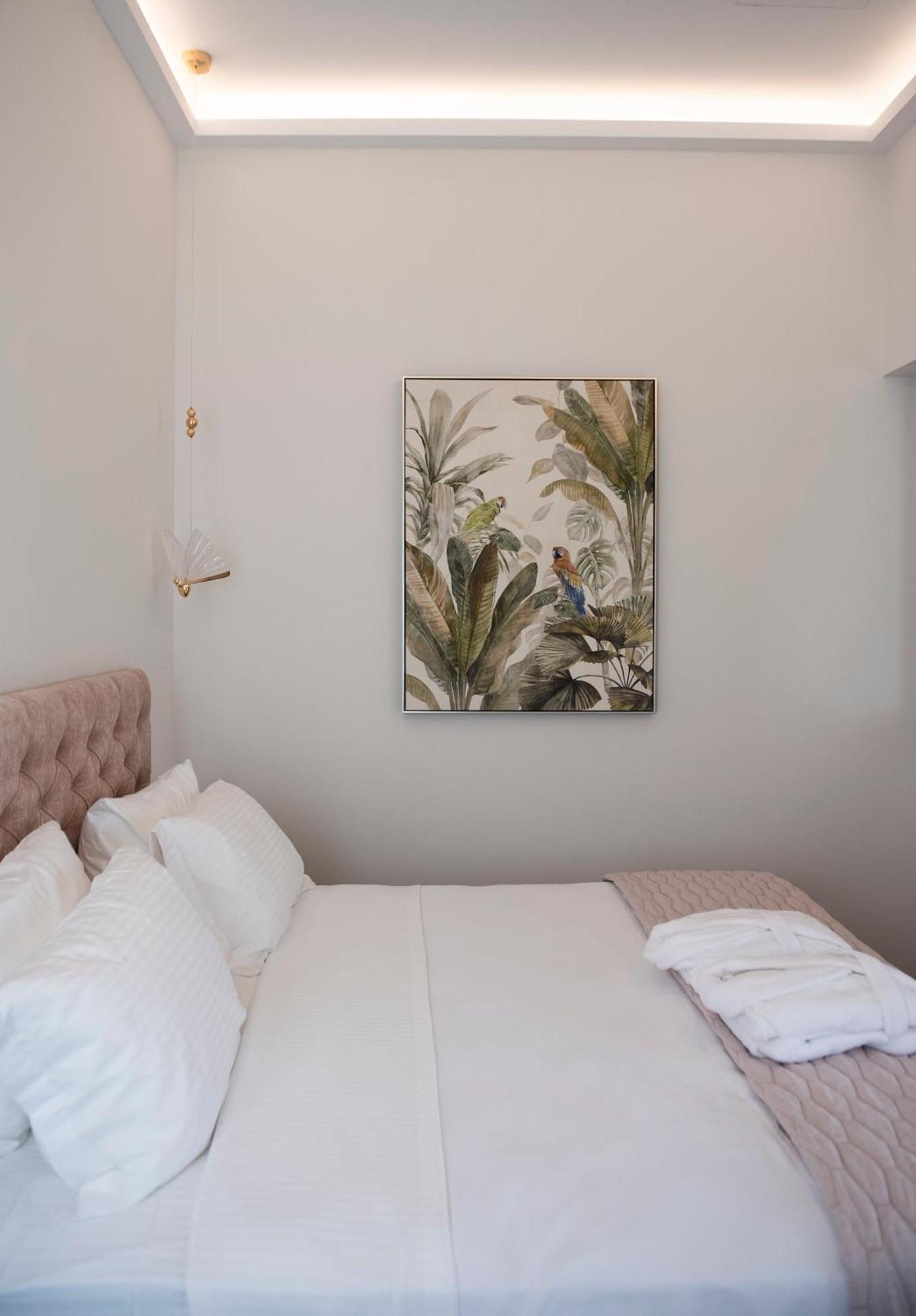 Jensen Luxury Suites Rhodes City Bagian luar foto
